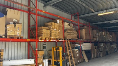1 Pos. Palettenregale, ca. 27 lfdm breit und ca. 6 m hoch